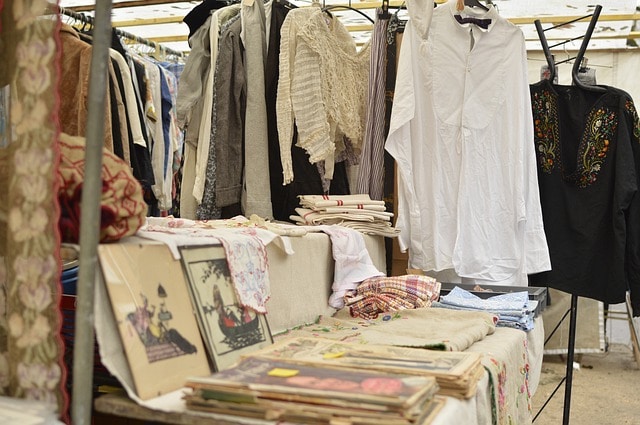 vintage clothes shop