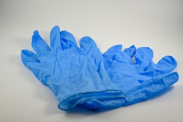 disposable gloves